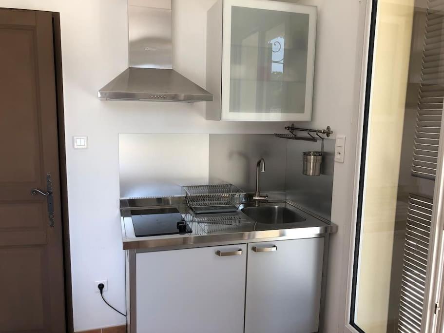 Appartement Dans Bastide A Saint Remy De Provence Екстериор снимка