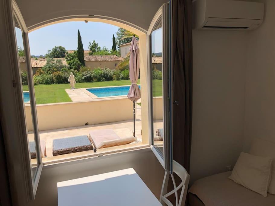 Appartement Dans Bastide A Saint Remy De Provence Екстериор снимка
