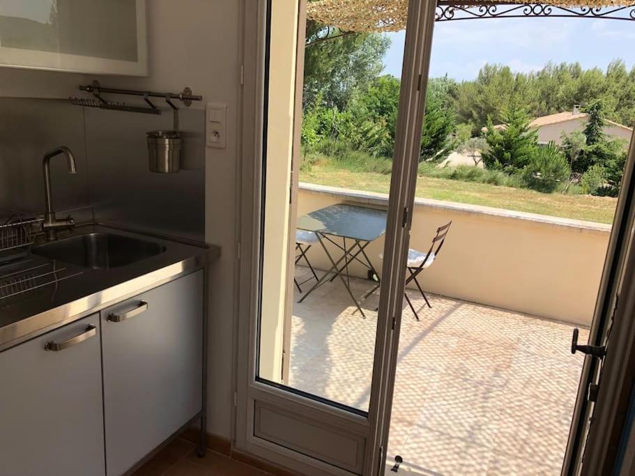 Appartement Dans Bastide A Saint Remy De Provence Екстериор снимка