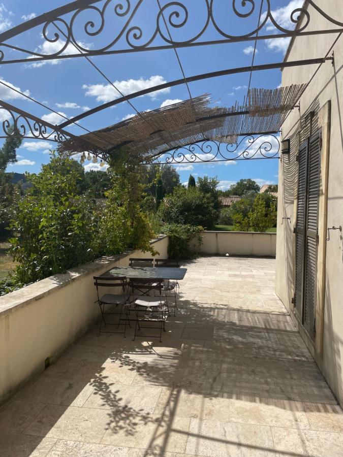 Appartement Dans Bastide A Saint Remy De Provence Екстериор снимка